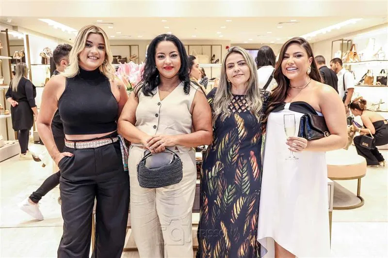 Cláudia Albuquerque, Betânia Paz, Nadielle Holanda e Yasmim Sousa