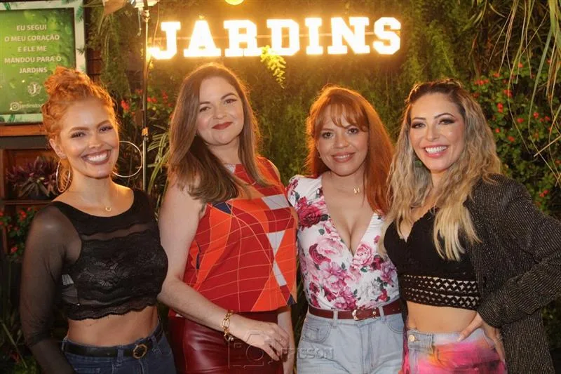 Chris Moreira, Silvia Fontoura, Mel Almeida e Thaty Rabelo