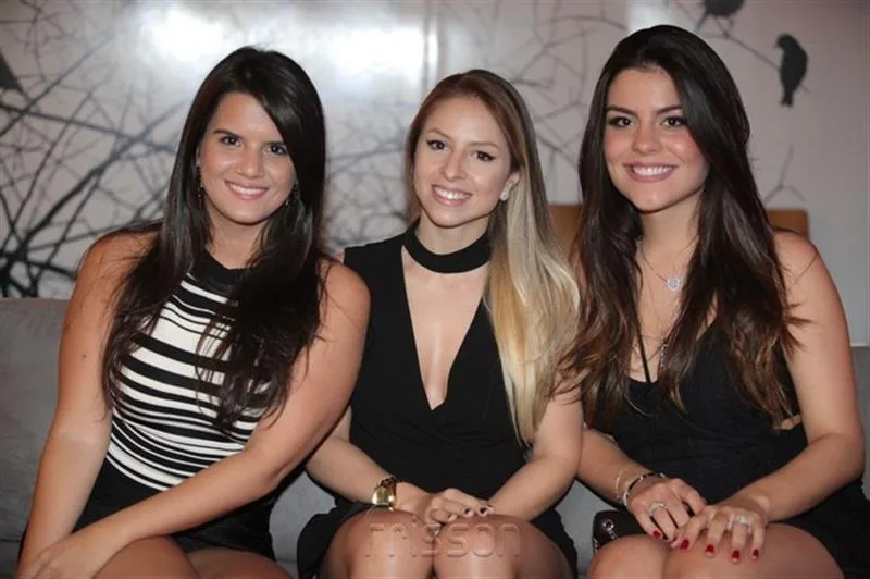 Beatriz Nogueira, Ligia Bulcão e Camila Nogueira