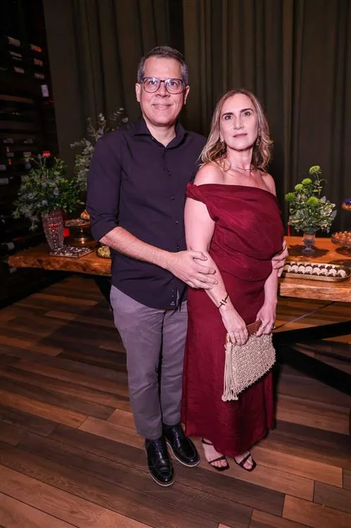 César e Sonita Juaçaba