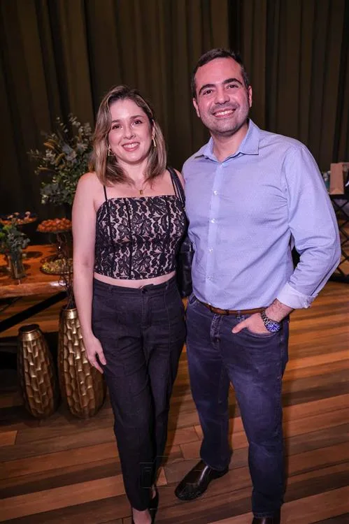 Danielle Carvalho e Vicente Freire