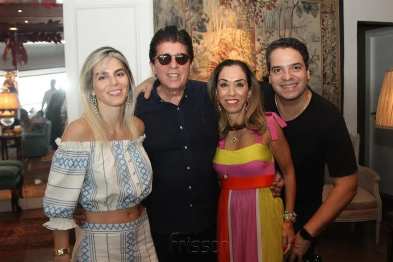 Amanda Távora, Dito Machado, Márcia Távora e Thiago Holanda