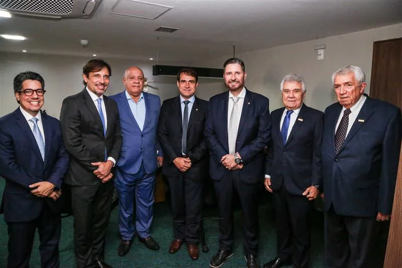 Andrei Aguiar, Guilherme Sampaio, Pedro Alfredo, Salmito Filho, Romeu Aldigueri, Jorge Parente e Roberto Macedo