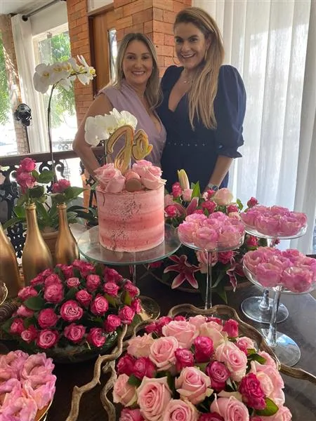 Jô Medeiros e Kika Gurgel