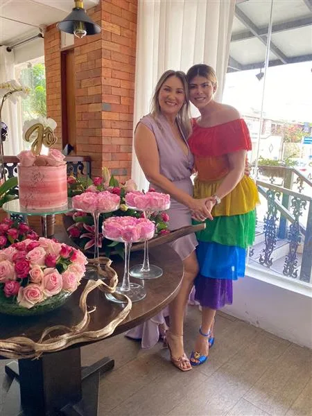 Jô Medeiros e Nayanne Ibiapina