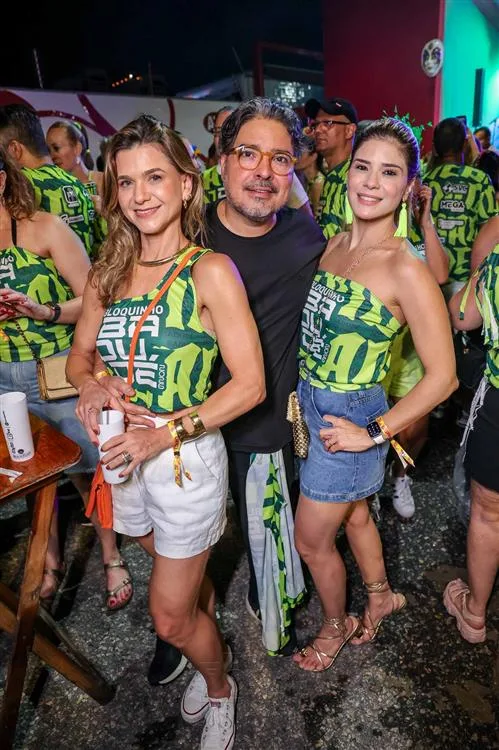 Aline, Leandro e Roberta Vasques