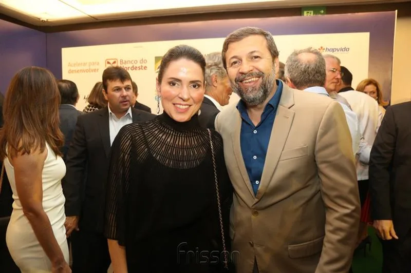 Águeda Muniz e Elcio Batista