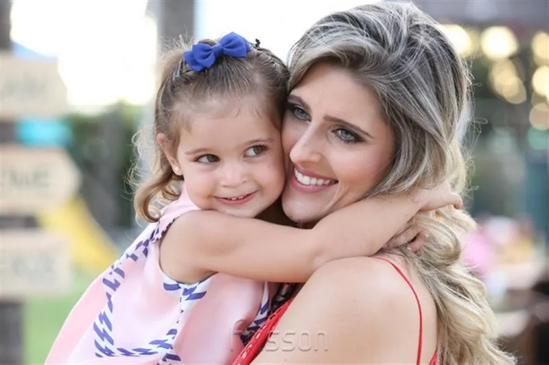 Athyna e Rebeca Bastos