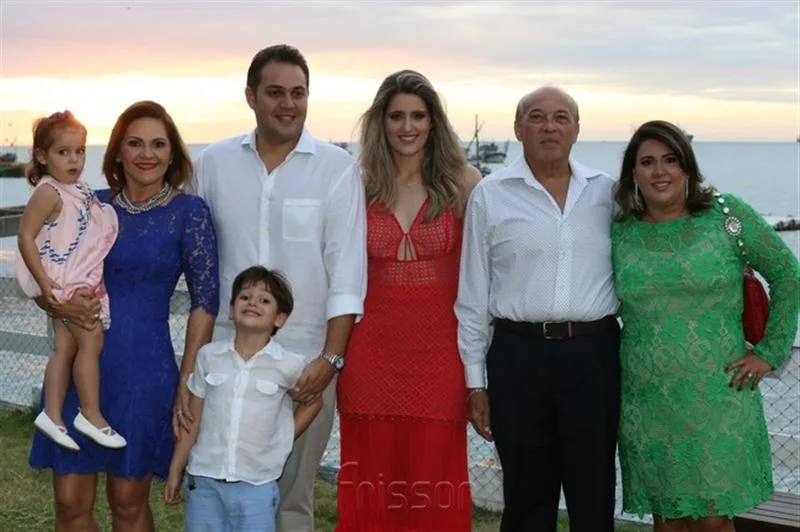 Athyna, Denise, Bruno, Henri, Rebeca, Jose e Mirian Bastos