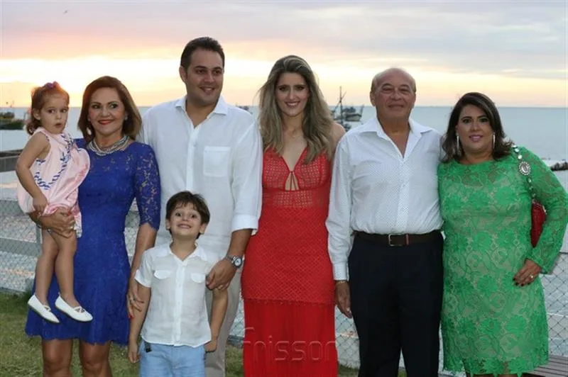 Athyna, Denise, Bruno, Henri, Rebeca, Jose e Mirian Bastos