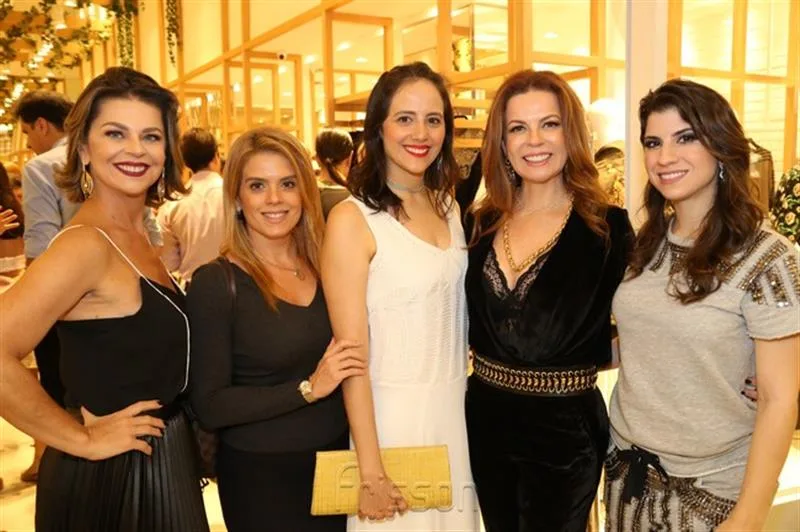 Ana Cristina Wolf, Leticia Studart, Romina Frota, Cláudia Quental e Themis Briand