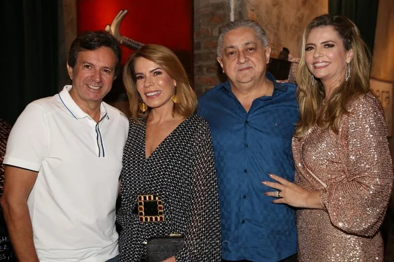 Aderaldo, Maira Silva, Adriano e Tais Pinto