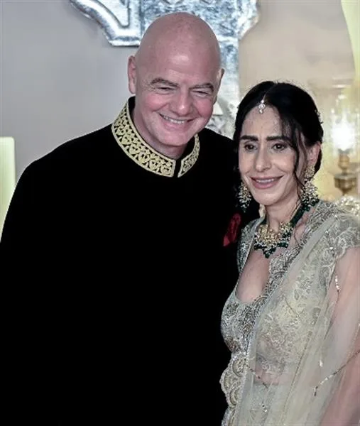 Gianni Infantino e a mulher Leena Al Ashqar