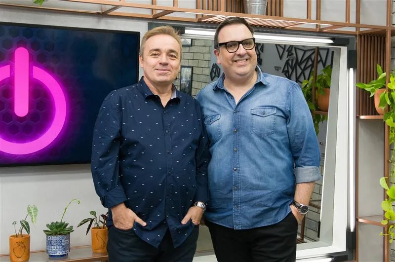 Gugu Liberato e Rodrigo Carelli