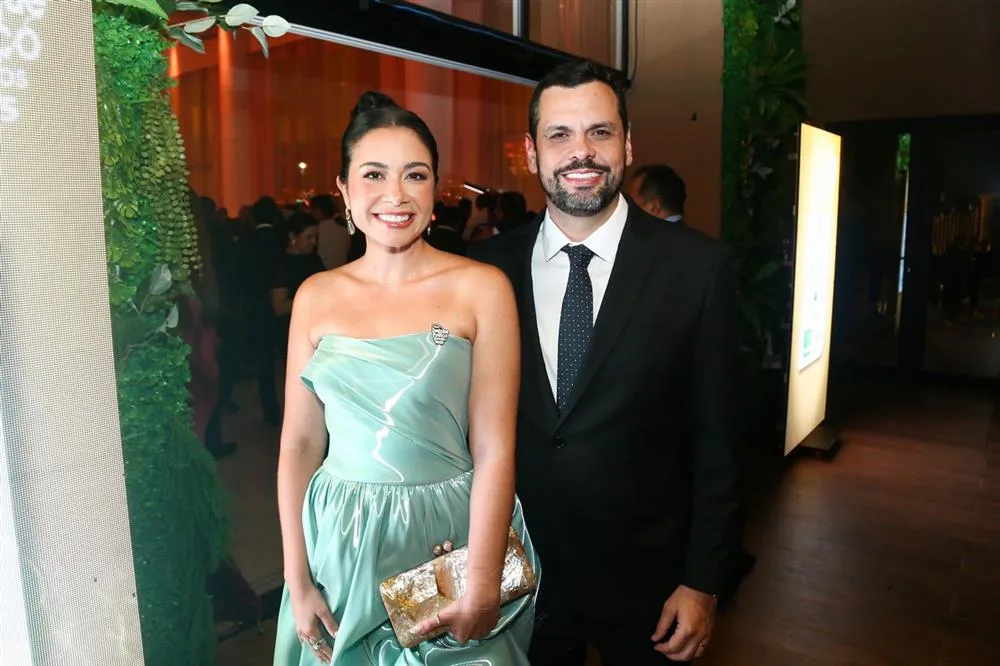 Ana Queiroz e Gerônimo Munhoz