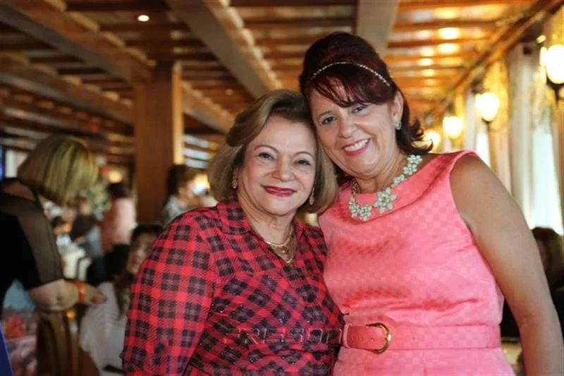Arinete Timbo e Fatima Duarte