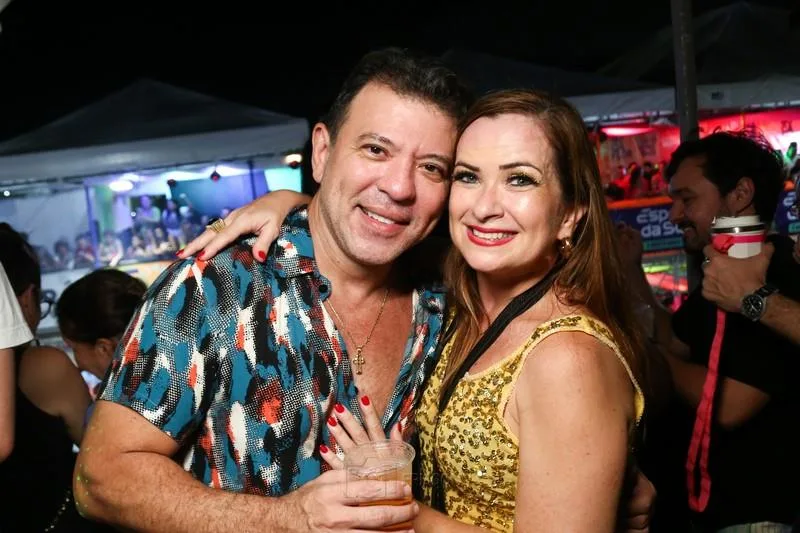 Alan Carvalho e Briane Castro