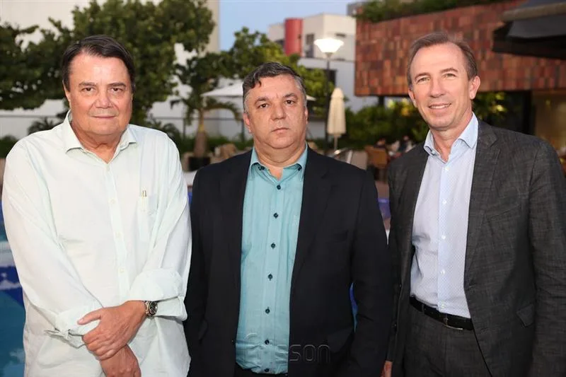 Dionísio Barsi , Paulo César Ribeiro e Philippe Godefroit