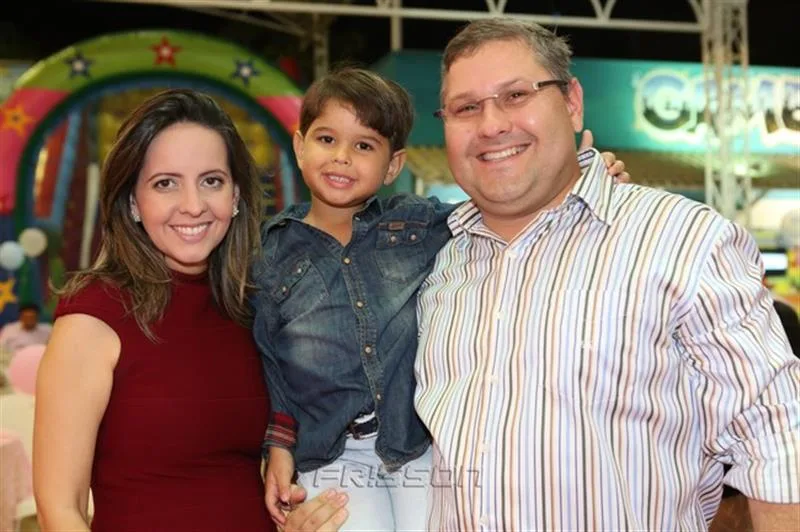 Aline, Luis Henrique e Carlos Henrique Veras