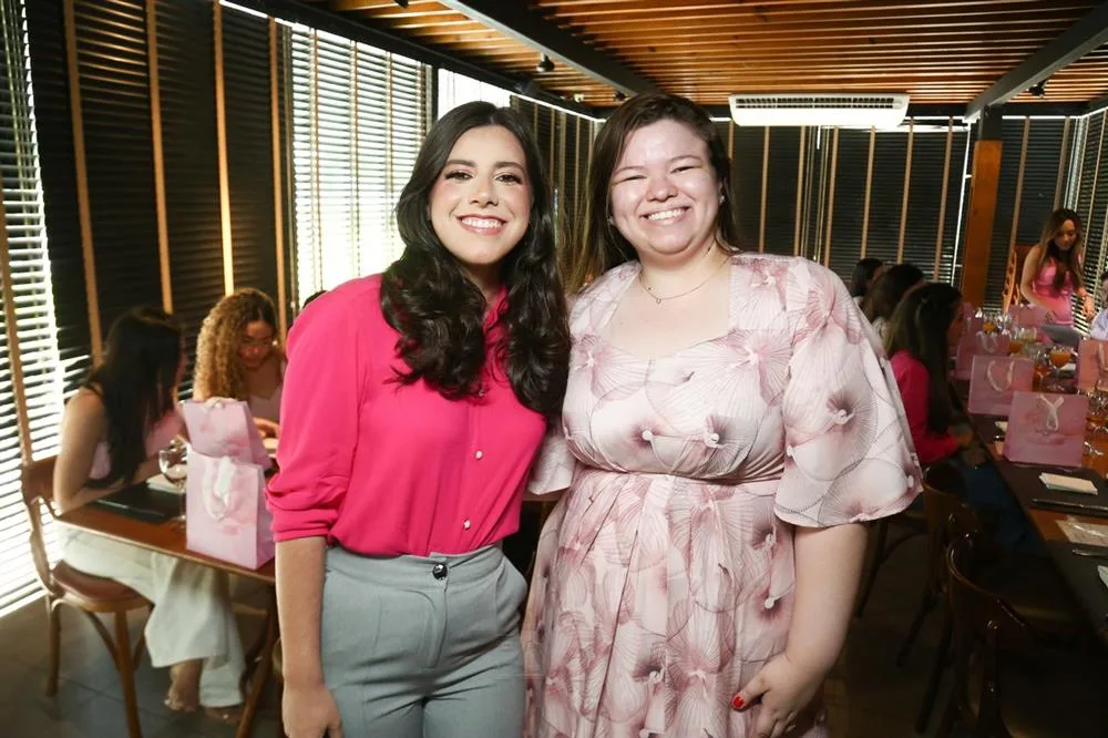 Giovanna Carvalho e Letícia Cardozo