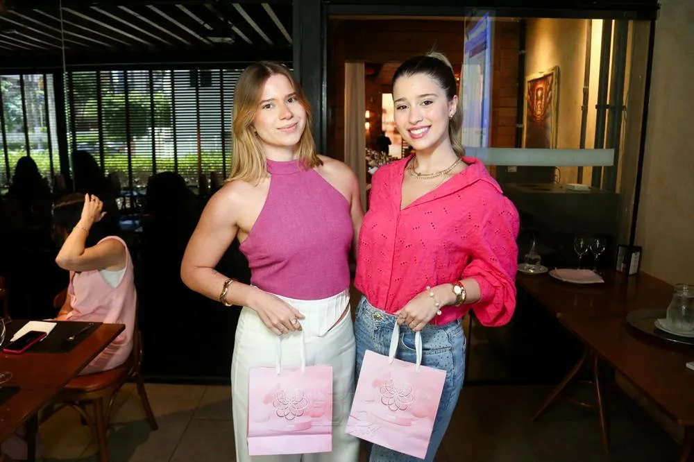 Iara Victor e Tereza Torres