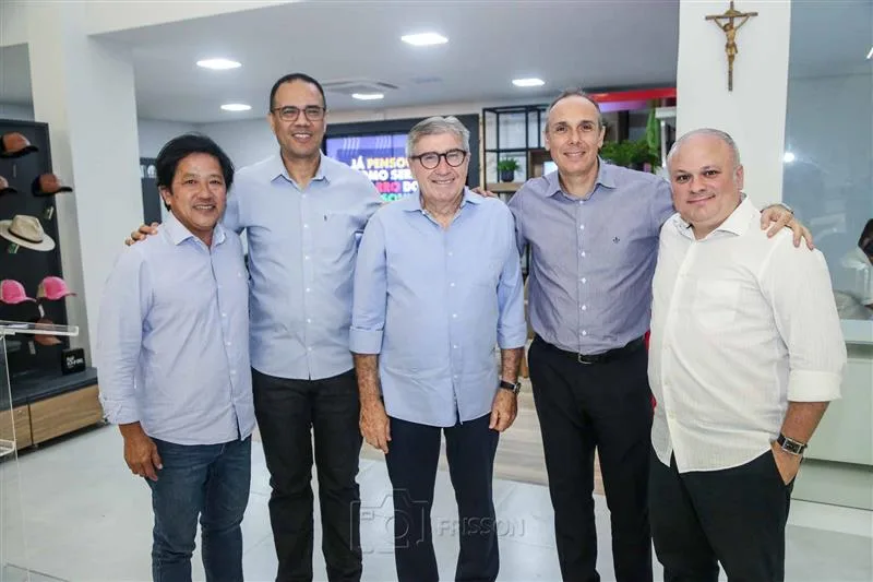 Adilson Sato, Paulo Alves, Miguel Figueiredo, Ferdinando Cabral e Clecil Martins