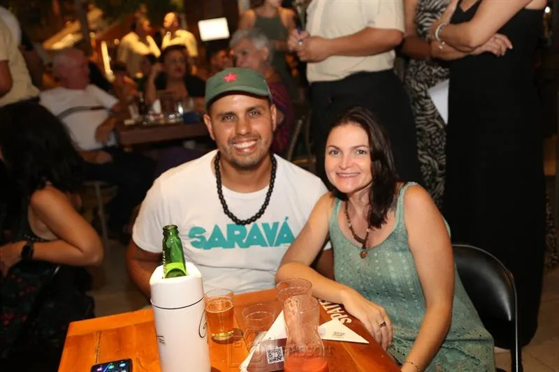 Camilo Costa e Kelvia Oliveira