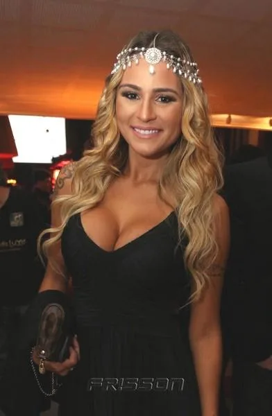 Júnia Cabral