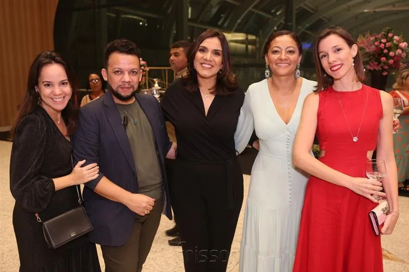 Adriana Ximenes, Roberto Alves, Karina Farani, Michelle Ribeiro e Bruna Sampaio