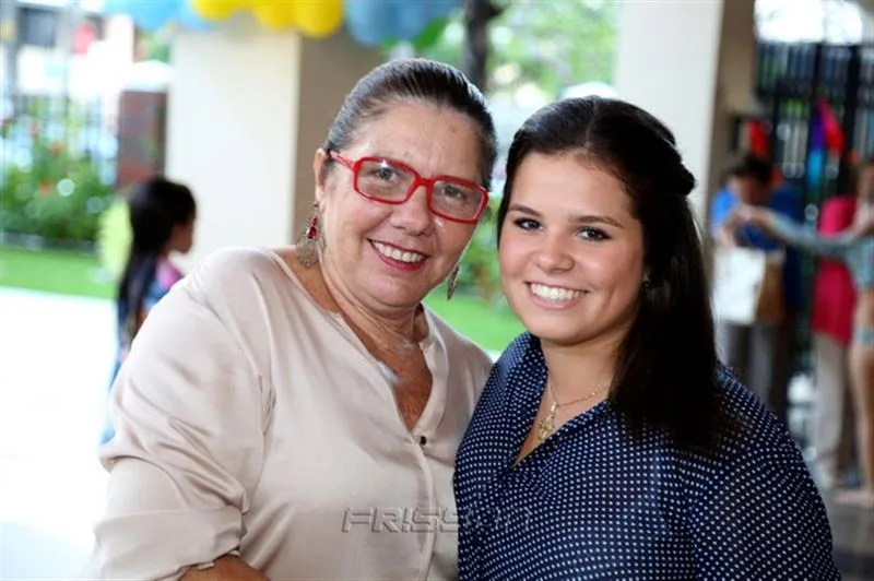 Cláudia e Letícia Studart
