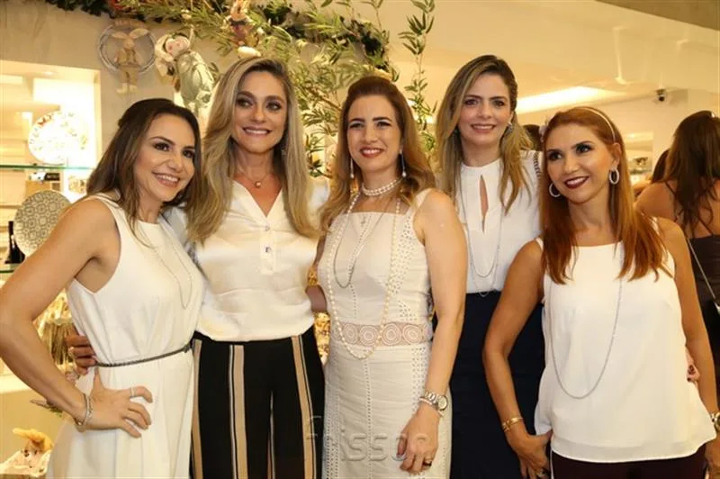 Adriana Queiroz, Célia Magalhães, Karmilse Marinho, Tais Pinto e Wayne Moreira