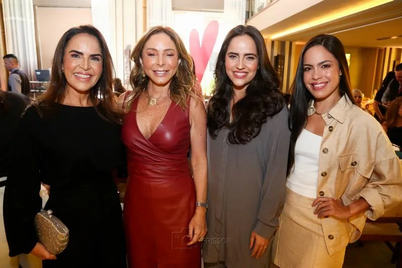 Ana Maria, Ana Paula Daud, Mariana e Marília Ximenes