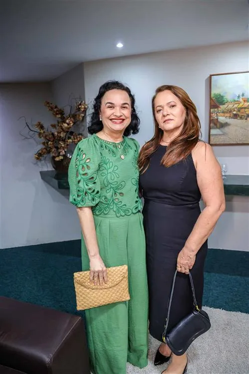 Fátima Pinto e Regiane Albuquerque