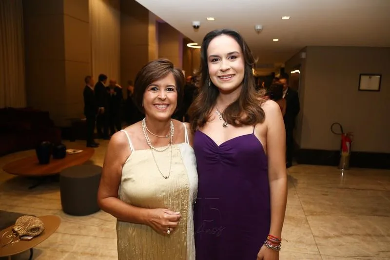 Adriana Bezerra e Marina Carmo