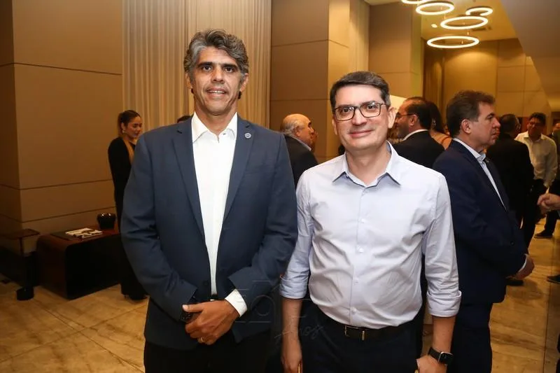 Carlos Oliveira e Ítalo Bandeira