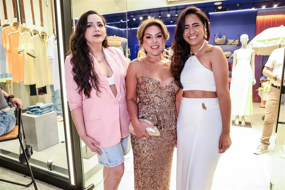 Ariadna Moura, Marcia Rasch e Priscila Mendes