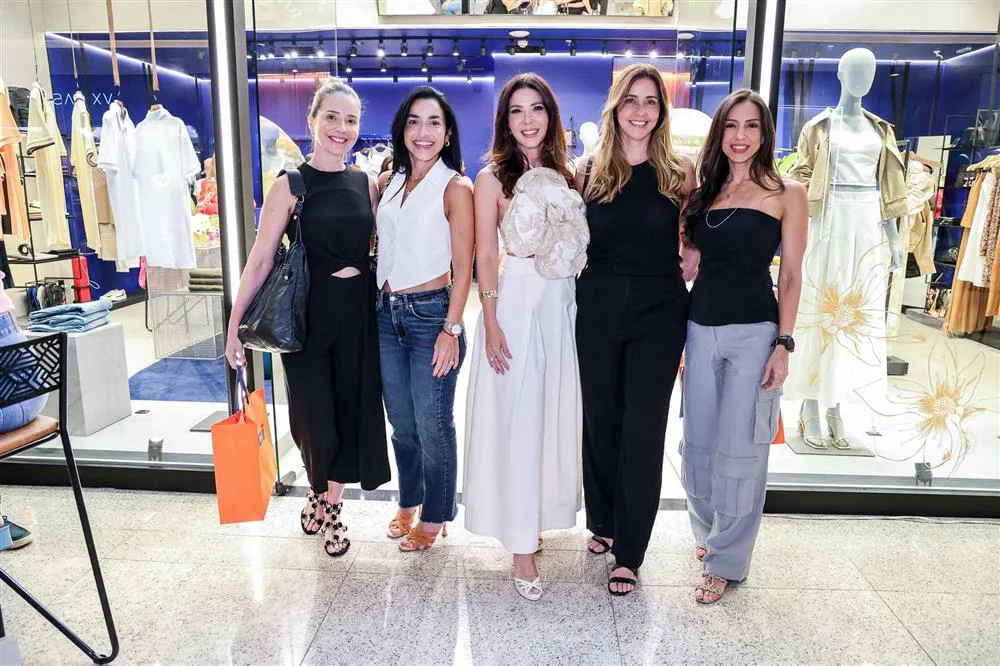 Beatriz Dantas, Roberta Moraes, Juliana Freire, Lia Aragão e Letrice Freire