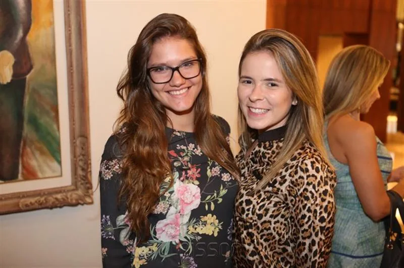 Ana Clara Carvalho e Natália Dall'Olio