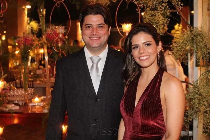 Adriano e Josy Costa
