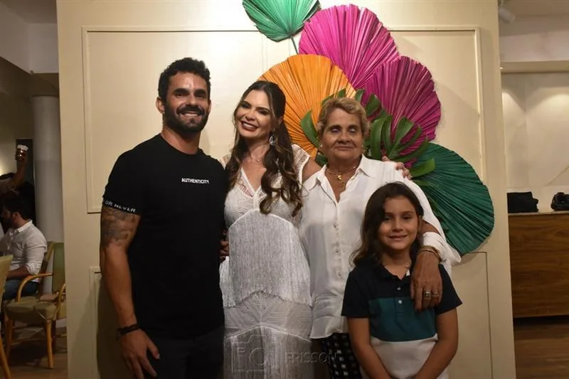 Alberto, Dzrre Cavalcante, Vera, e Davi