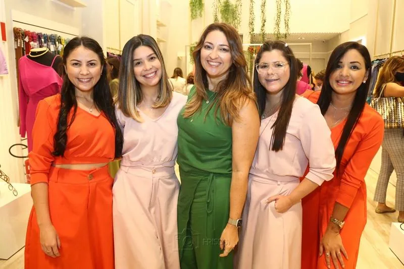 Belinha, Érica Queiroz, Harla Pinheiro, Thais Freire e Silviane Ferreira