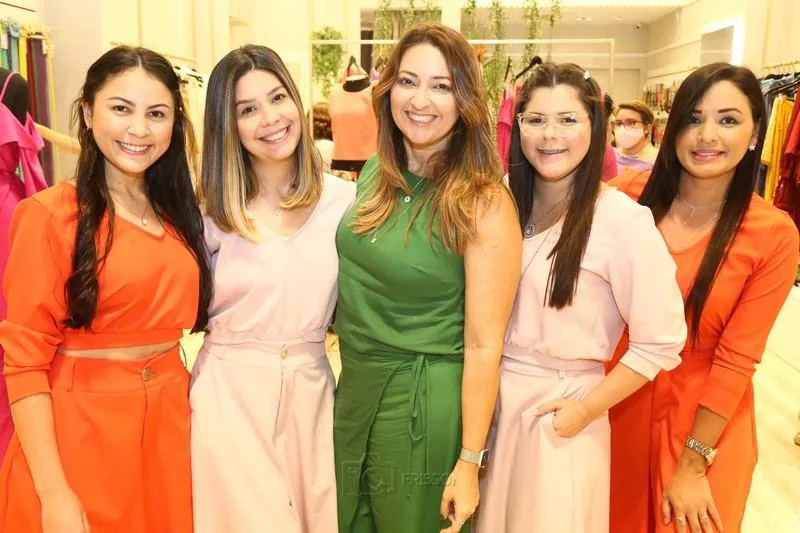 Belinha, Érica Queiroz, Harla Pinheiro, Thais Freire e Silviane Ferreira