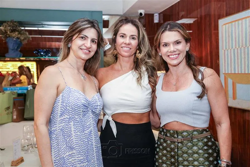 Adriana Arraes, Carol Picanço e Paoliane Plutarco