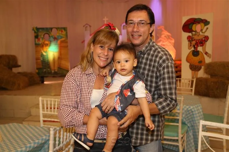 Adriana, Matheus e Paulo Serra
