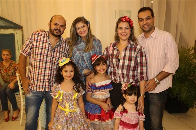Alberto Nunes, Janaina, Maria Julia Rodrigues, Maria Valentina, Thaynan, Maria Carolina e Michael Freitas
