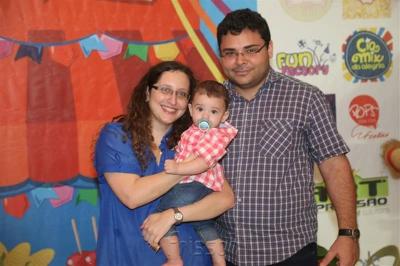 Andrea, Matheus e Pedro Vasconcelos
