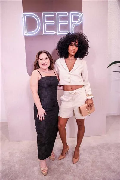 Ana Paula Aguiar e Alana Santos