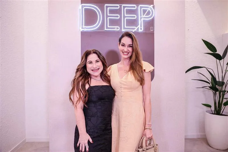 Ana Paula Aguiar e Germana Melo