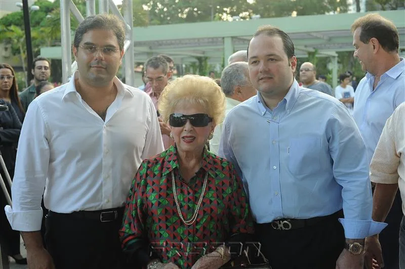 Edson Neto, Yolanda e Otávio Queiroz