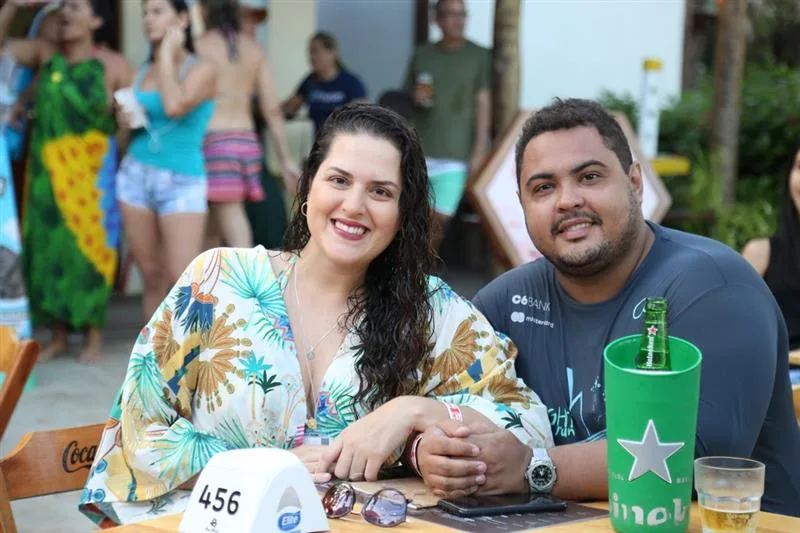 Carla Sabino e Thiago Amorim